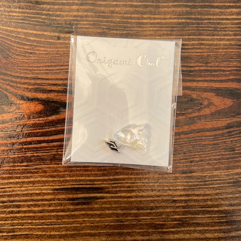 🩶 3/$15 🩶 NWT Origami owl charms